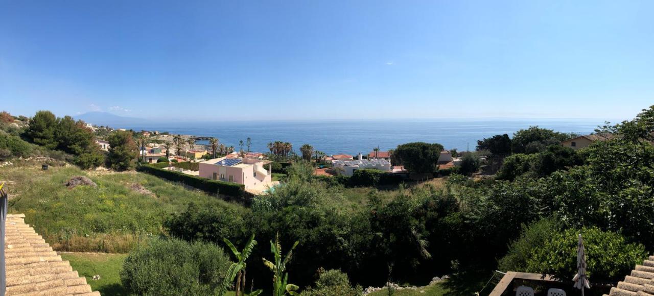 Una Finestra Sul Mare Аугуста Экстерьер фото